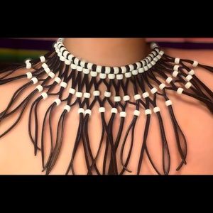 70s American Indian Style Black and white Beaded Necklace
